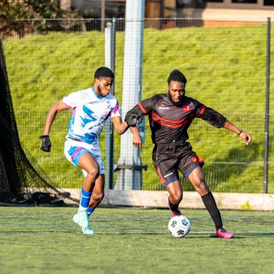 Staffs is closely defended by Coventry player